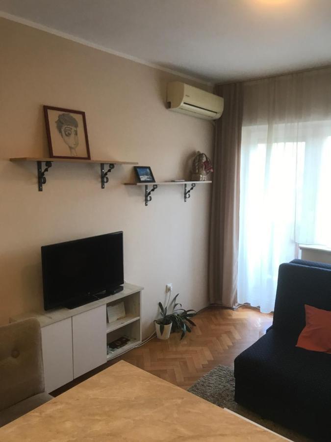 Studio Sajam Novi Sad Exterior foto